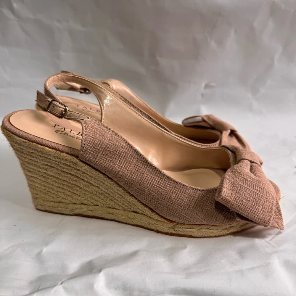 Talbots // New in box Sookie sweet almond bow wedge heels size 8